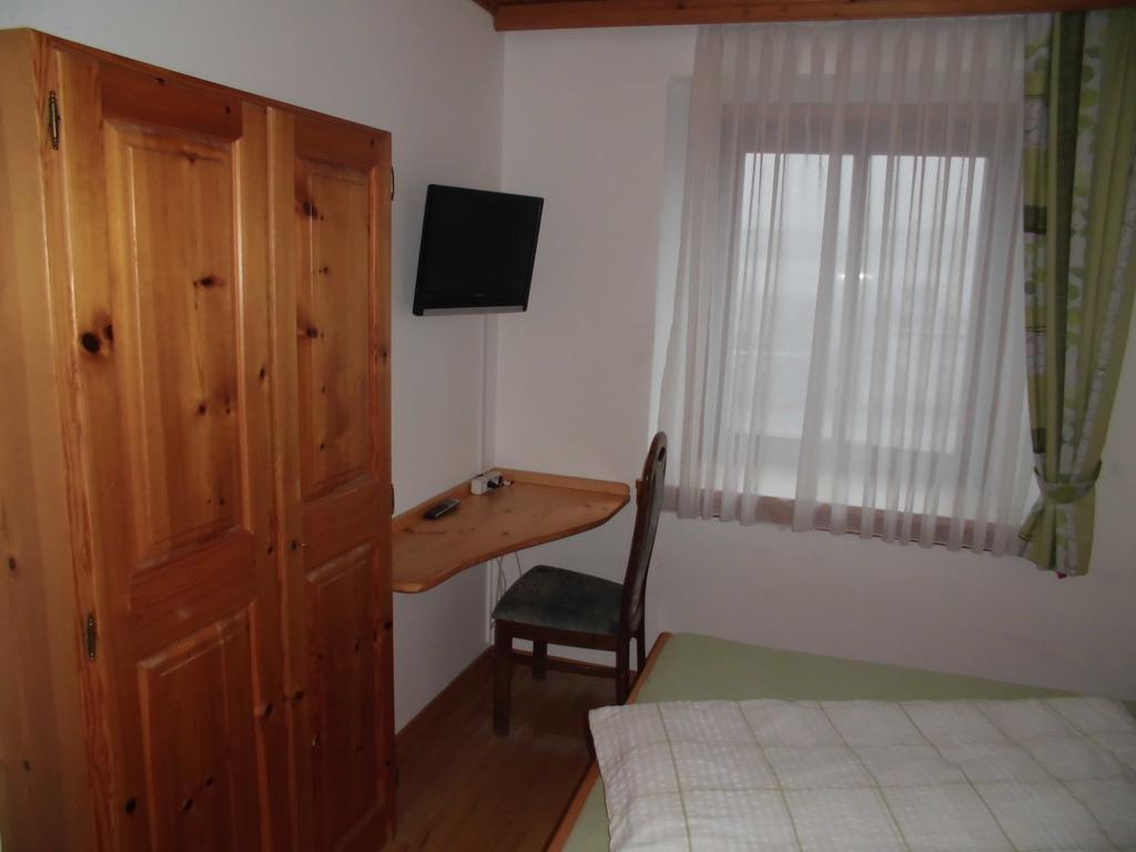 Pension & Ferienwohnung Dullnig Гмюнд Экстерьер фото