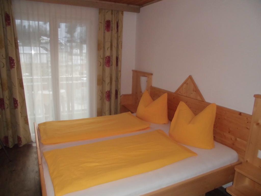 Pension & Ferienwohnung Dullnig Гмюнд Экстерьер фото
